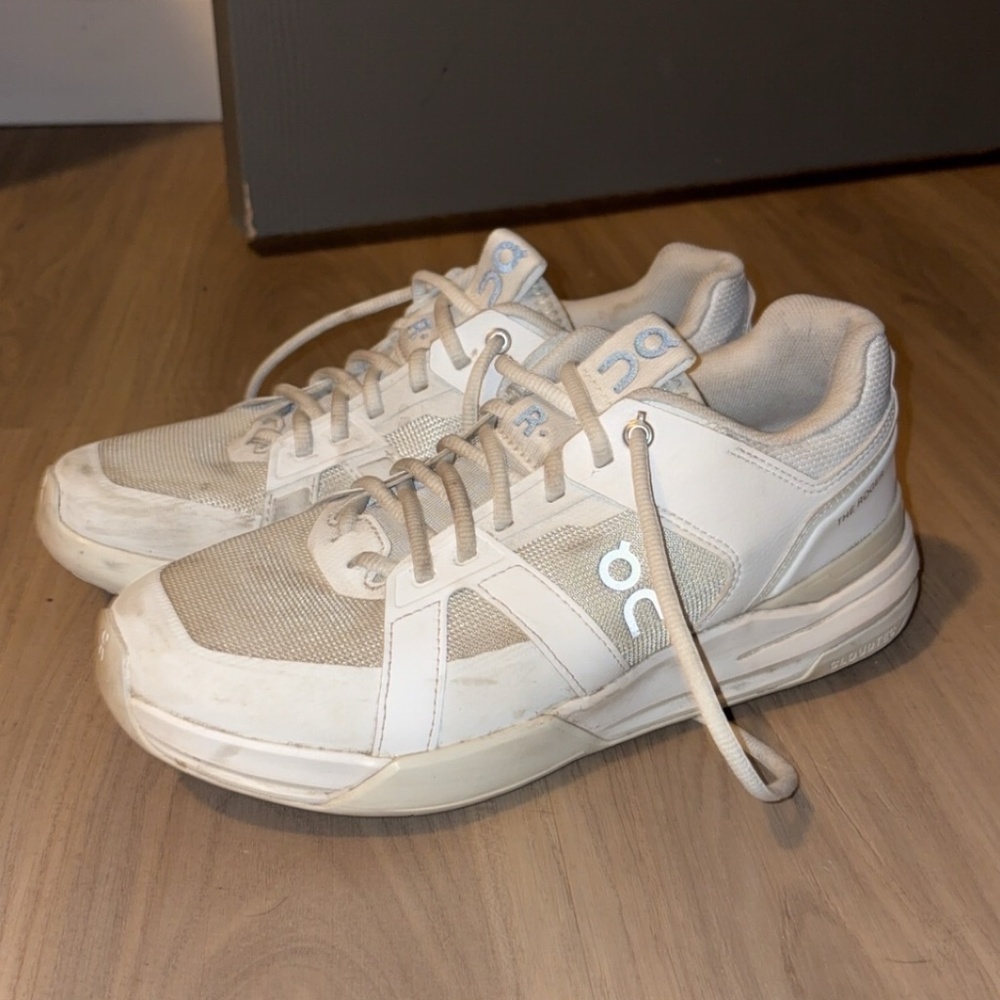 The Roger Clubhouse Pro